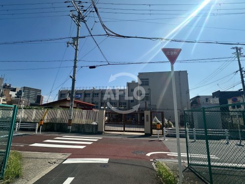 小学校　岸里小学校（小学校）まで414m