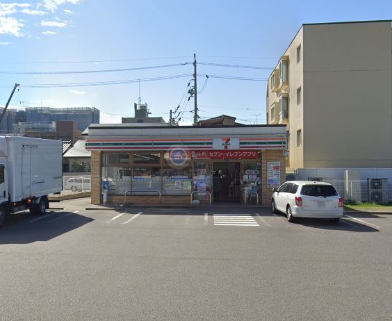 コンビニ　セブンイレブン 名古屋又穂町店（コンビニ）まで207m