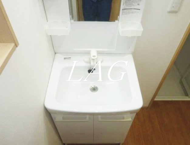 洗面設備　独立洗面台です。