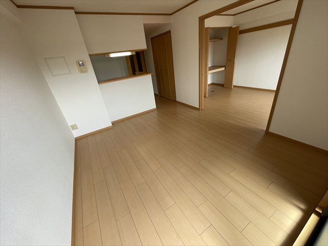 プラムガーデンの居間写真