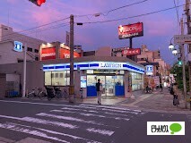 コンビニ　ローソン都島警察署前店（コンビニ）まで102m