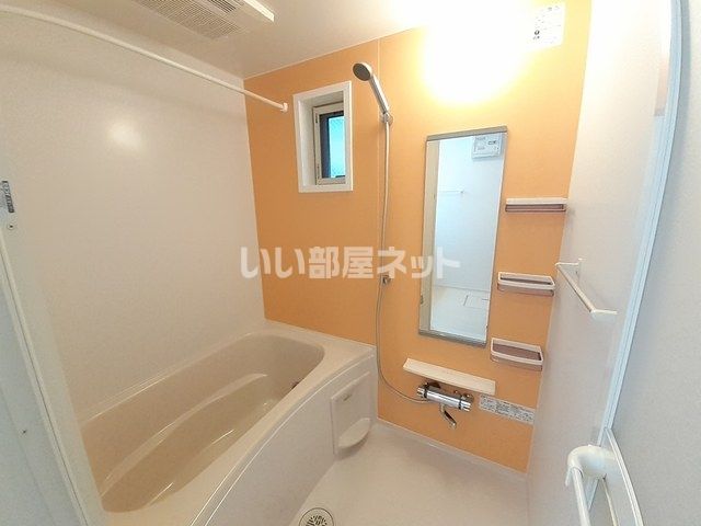 ボヌールAの風呂写真