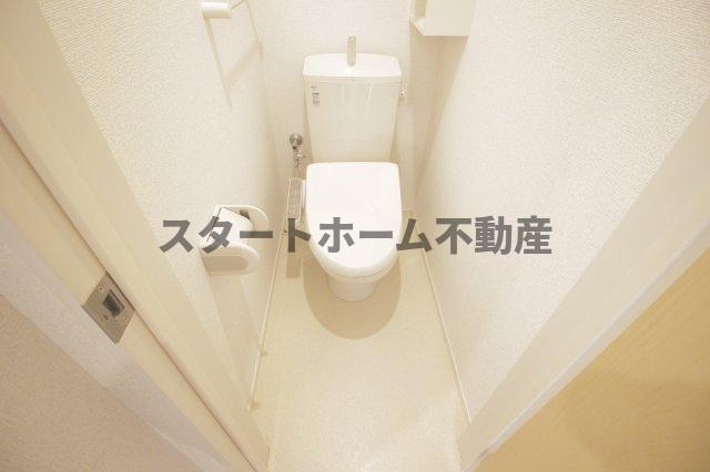 トイレ　トイレもきれいです
