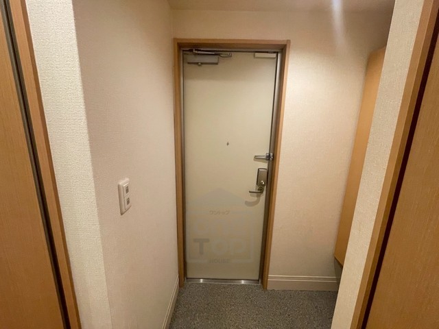 Friend Esakahigashiの玄関写真