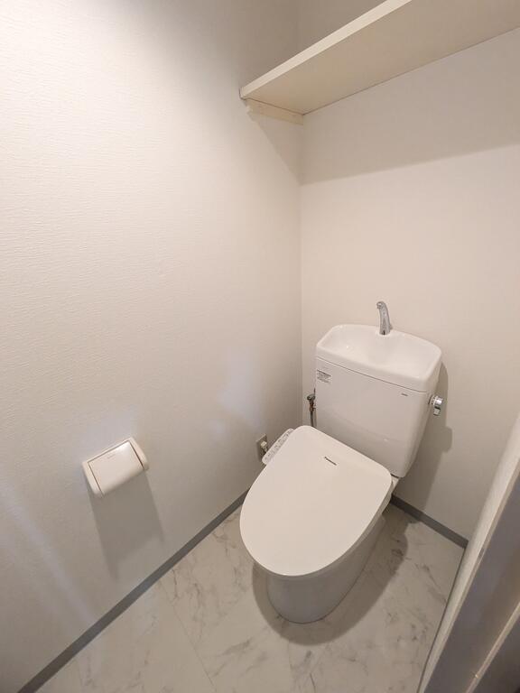 アヴォンリー鴨居のトイレ写真