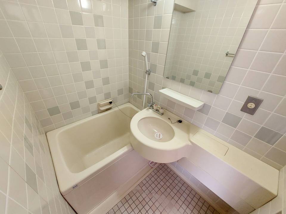 バス・シャワールーム　浴室