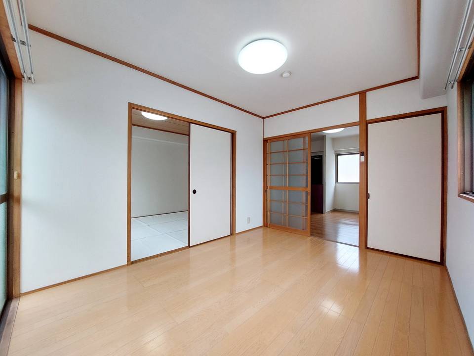 居室・リビング　リビング