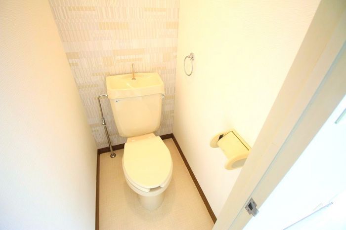 トイレ　ゆったりとした空間のトイレです