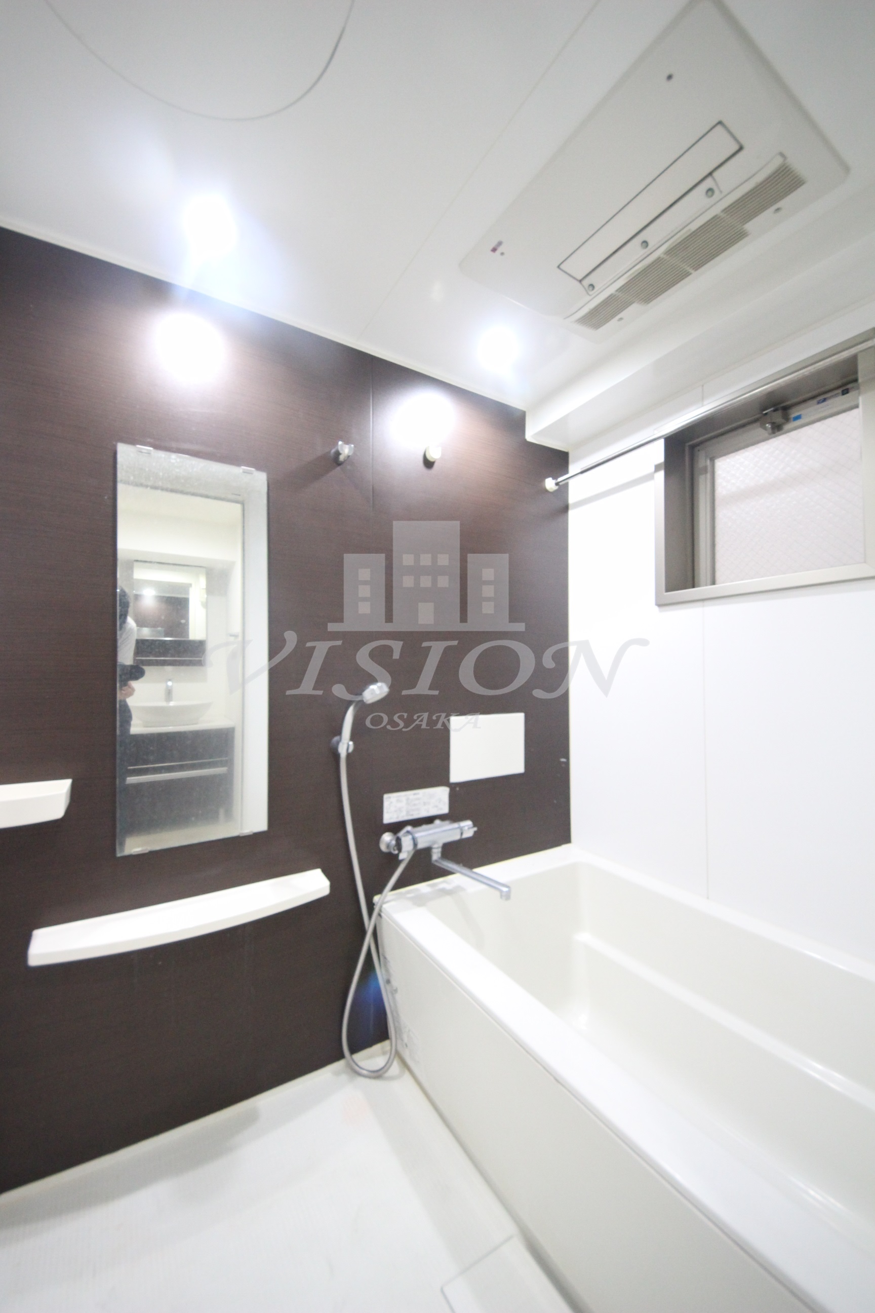 玄関　室内写真は別室のものです