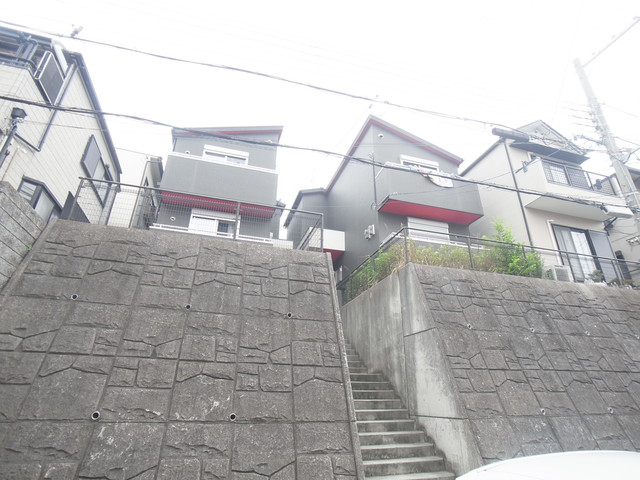 神戸市長田区五位ノ池町のアパートの建物外観