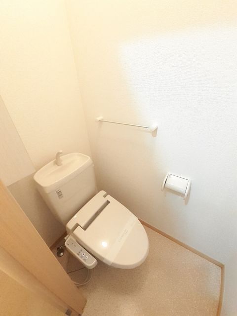 【アヴェイラブルＢ棟のトイレ】