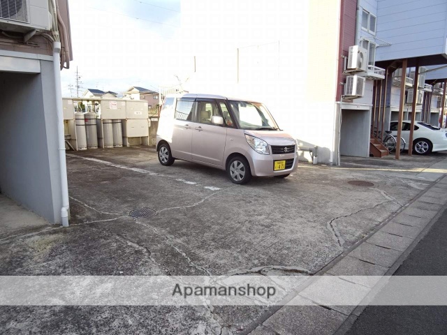 【ミモザ館多賀城の駐車場】