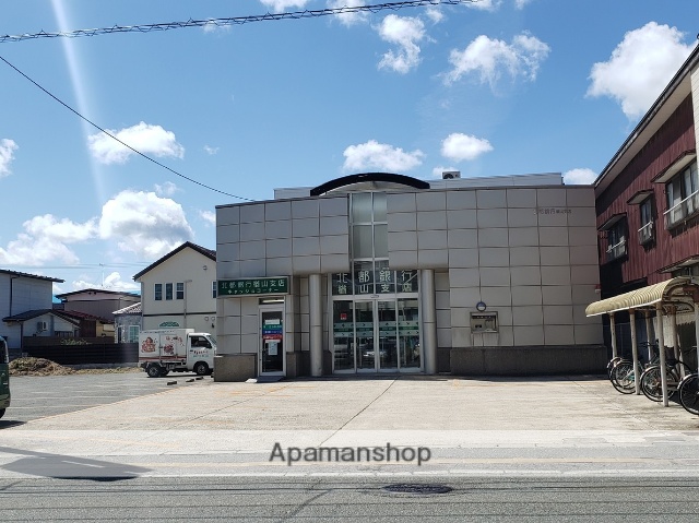 銀行　北都銀行楢山支店（銀行）まで612m