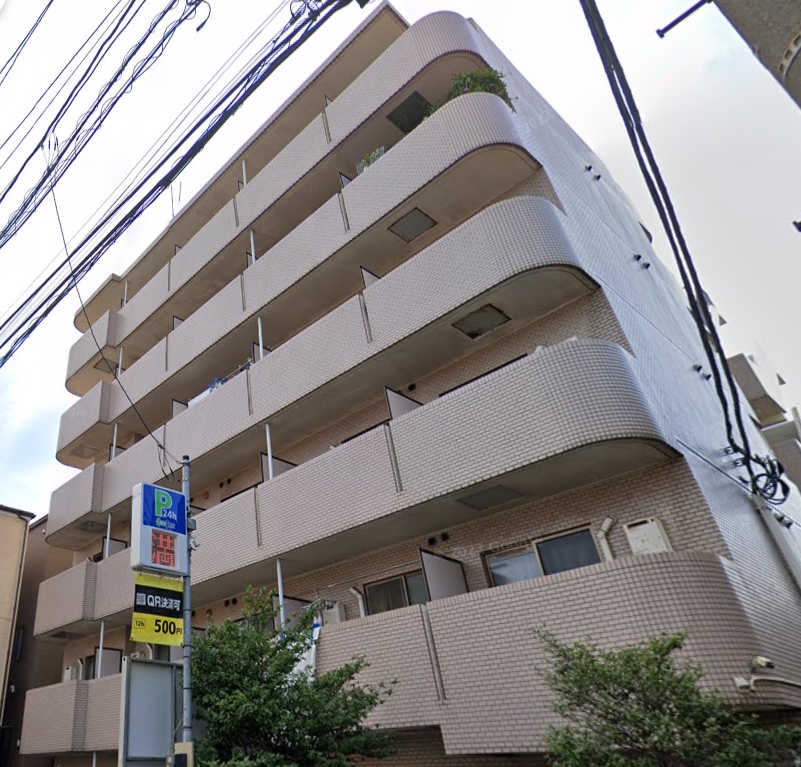 川崎市川崎区出来野のマンションの建物外観