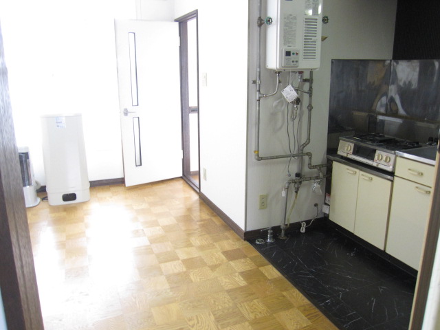 居室・リビング　居間