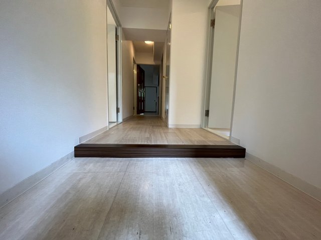 玄関　詳細は、RISUMO江坂本店までお問合せください♪