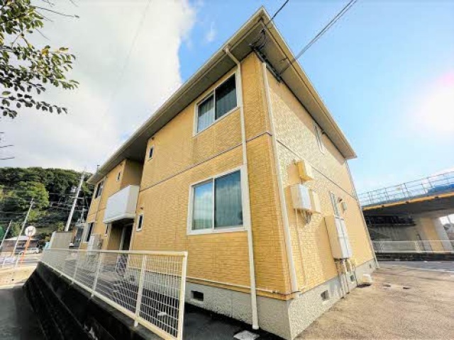 ヒルズコートの建物外観