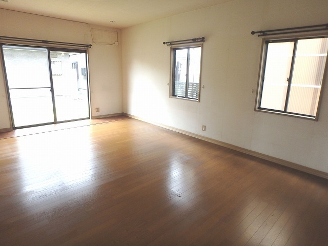 居室・リビング　広々とした１６．５帖のＬＤＫ