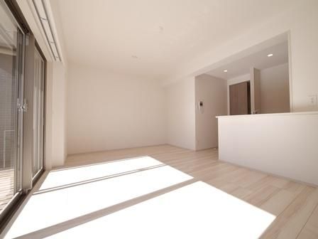 居室・リビング　★日当たり良好★