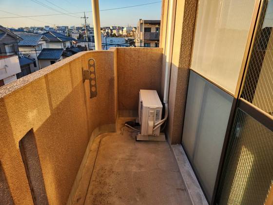 バルコニー　ベランダ