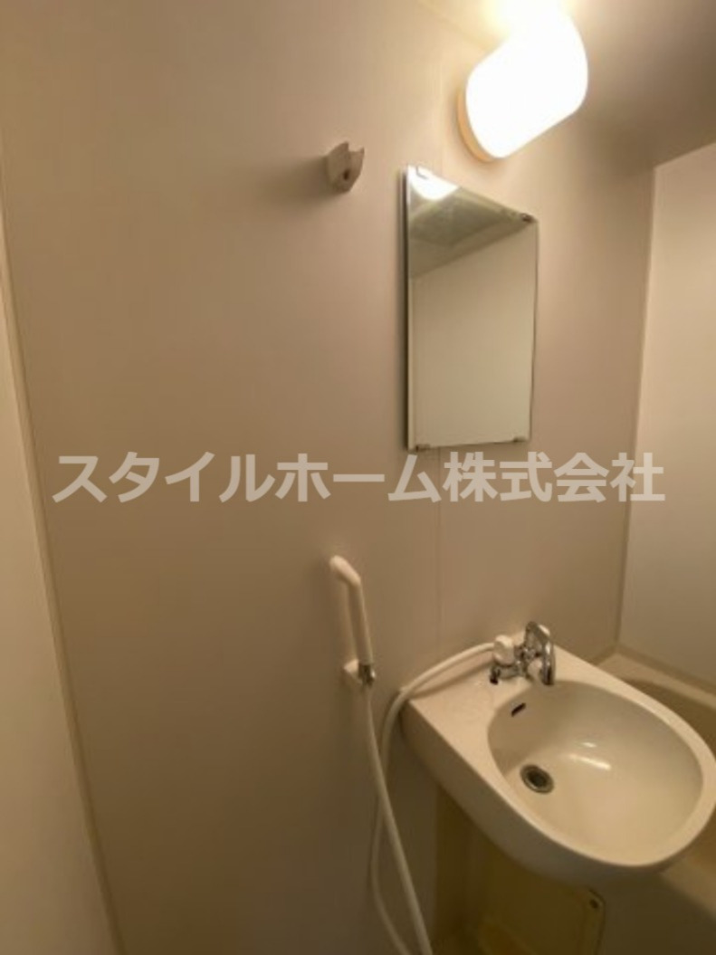洗面設備　別部屋写真です。