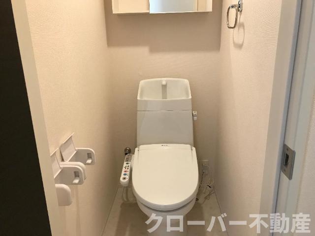 トイレ　シャワー付トイレ