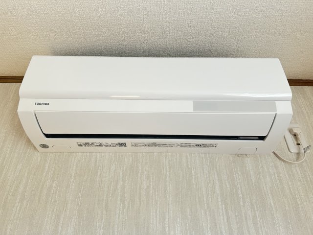 その他設備　エアコンは3基設置されています♪※前回募集時の写真です