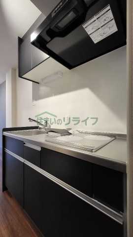 キッチン　別部屋参考写真となります。