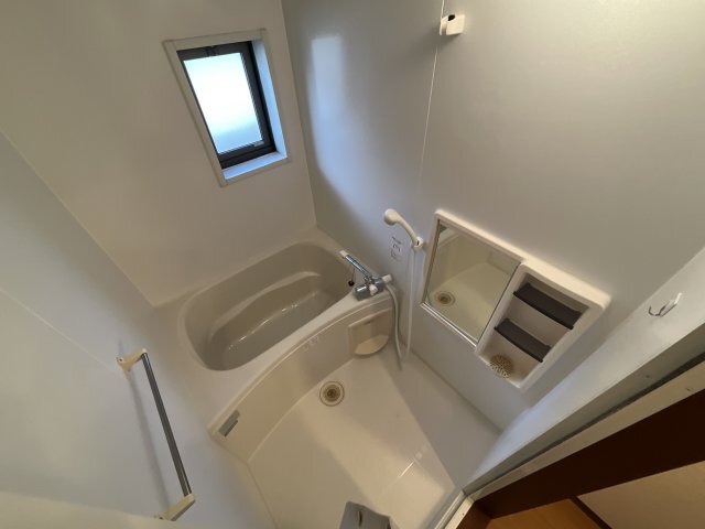 バス・シャワールーム　バス／シャワー