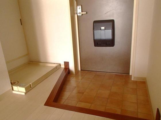 玄関　他号室のお写真です