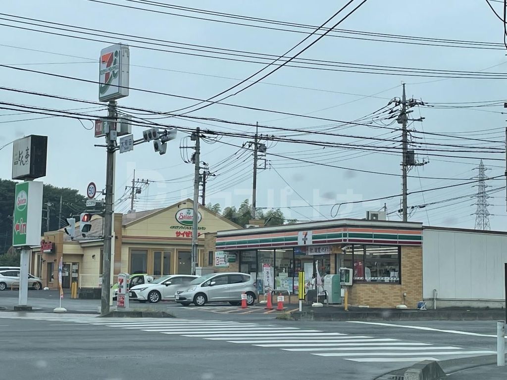 コンビニ　セブンイレブン大宮大和田1丁目店（コンビニ）まで350m