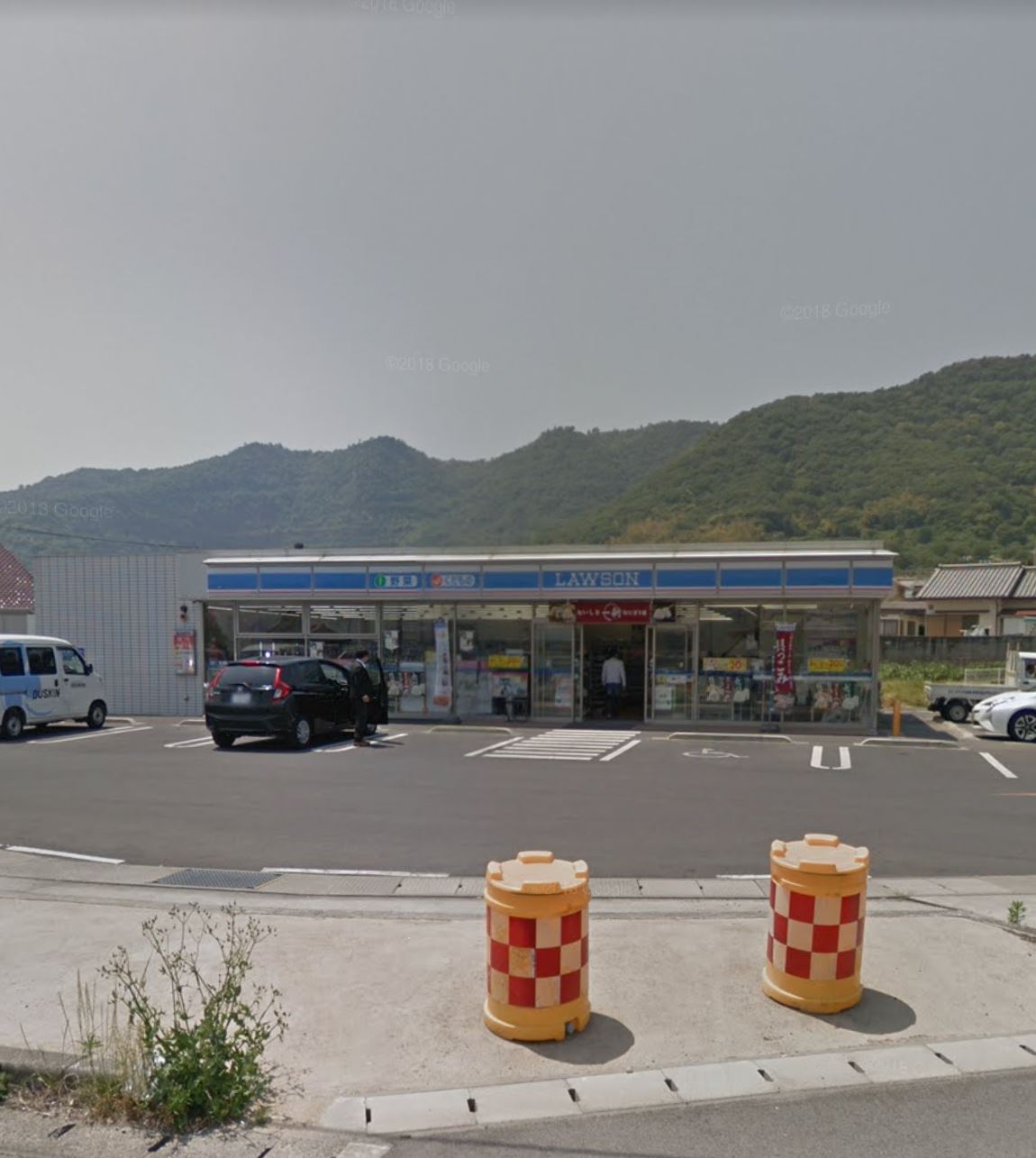 コンビニ　ローソン三豊豊中町店（コンビニ）まで909m