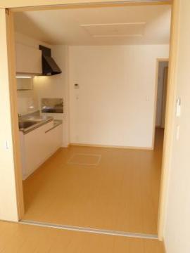 居室・リビング　室内