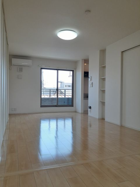 エターナル_内装_0