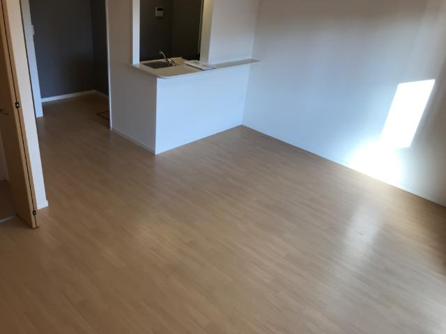 居室・リビング　12.6帖の南向きリビング