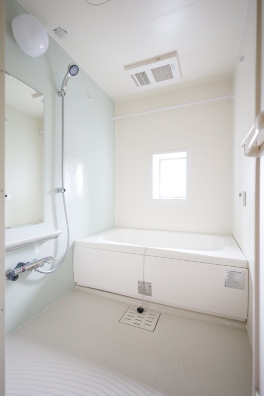 バス・シャワールーム　図面と現状に相違がある場合には現状を優先