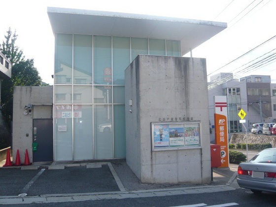 郵便局　広島戸坂新町郵便局（郵便局）まで727m