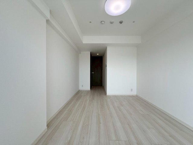 居室・リビング　明るい洋室です