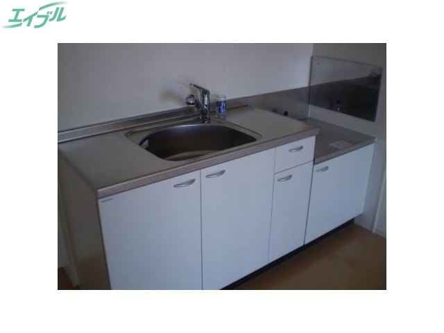 キッチン　収納タップリ♪