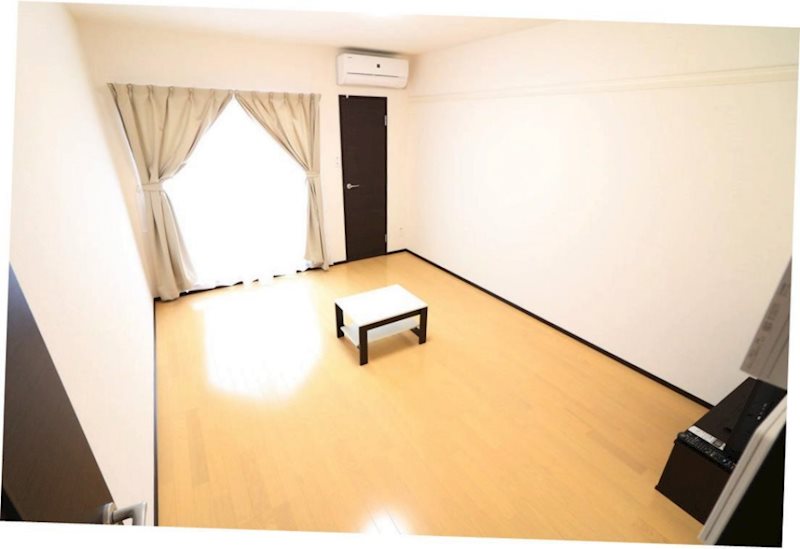 居室・リビング　※別のお部屋の写真です