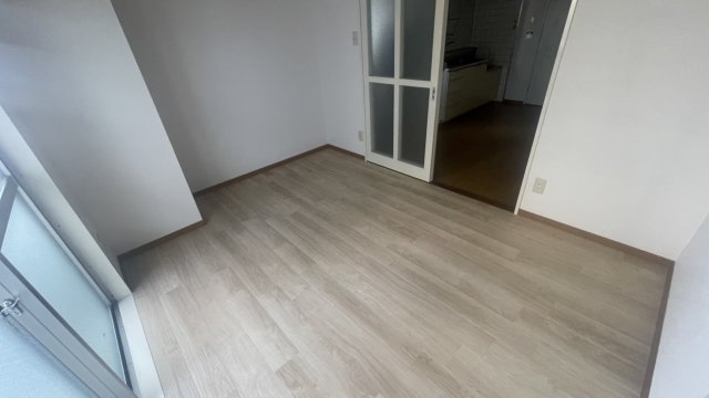 居室・リビング　同物件別号室の写真です。