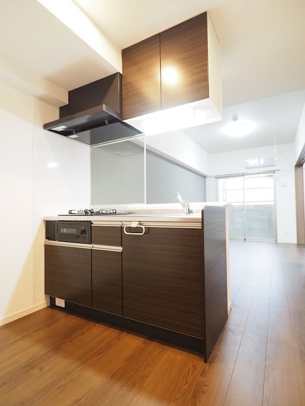 キッチン　お洒落なシステムキッチン