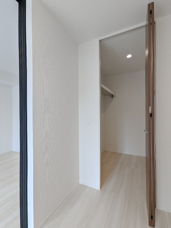 収納　図面と現状に相違がある場合には現状を優先