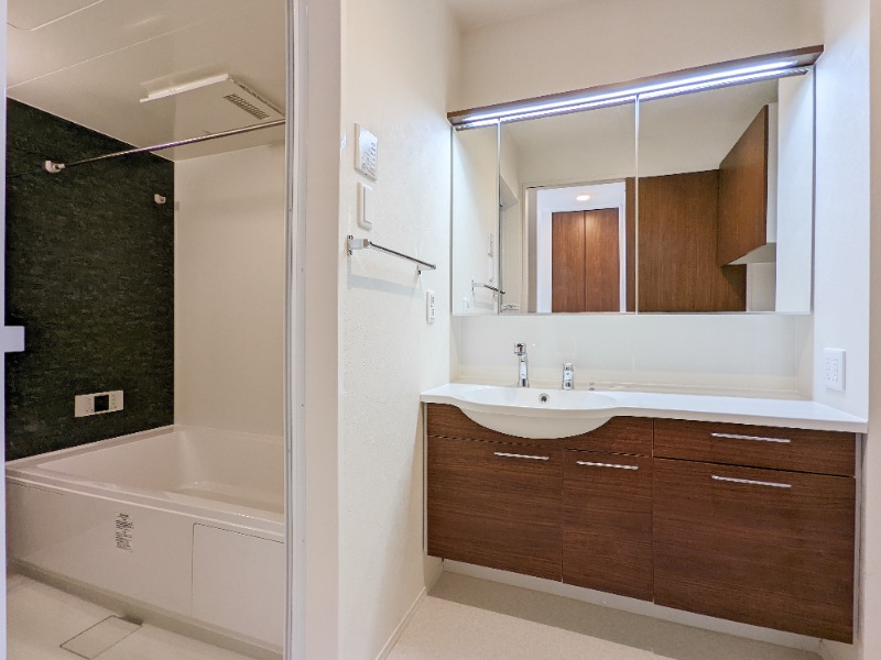 洗面設備　図面と現状に相違がある場合には現状を優先