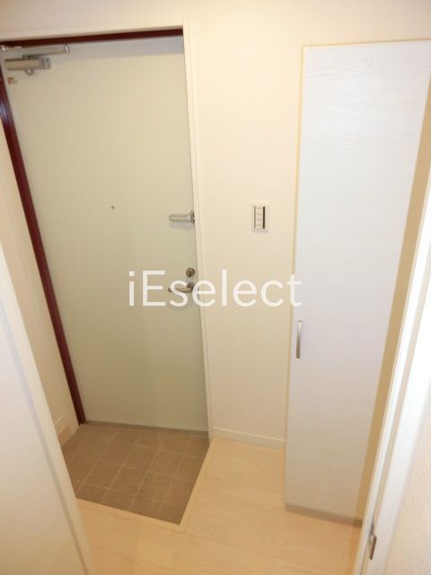 玄関　シューズBOX付きの玄関。