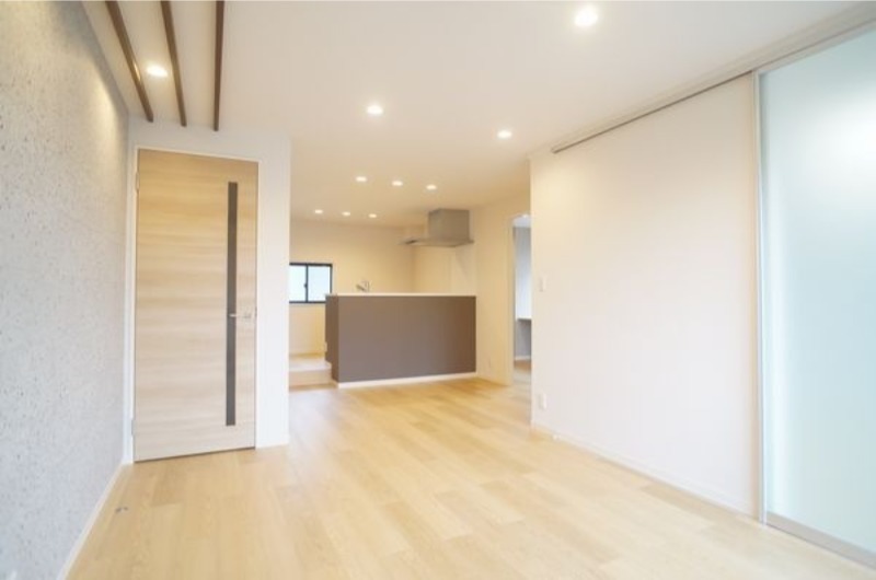 居室・リビング　図面と現状に相違がある場合には現状を優先