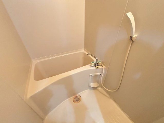 バス・シャワールーム　メゾン砂田橋