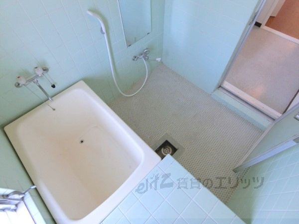 バス・シャワールーム　風呂
