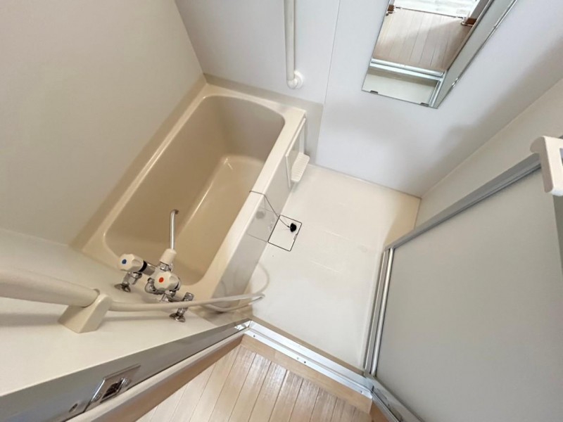 バス・シャワールーム　浴室