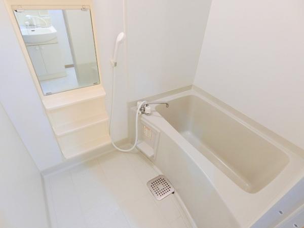 バス・シャワールーム　写真は別のお部屋のイメージです。現況優先